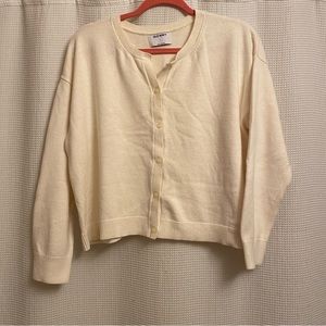 Old Navy Cropped Cream Button Up Sweater Size Large (L)